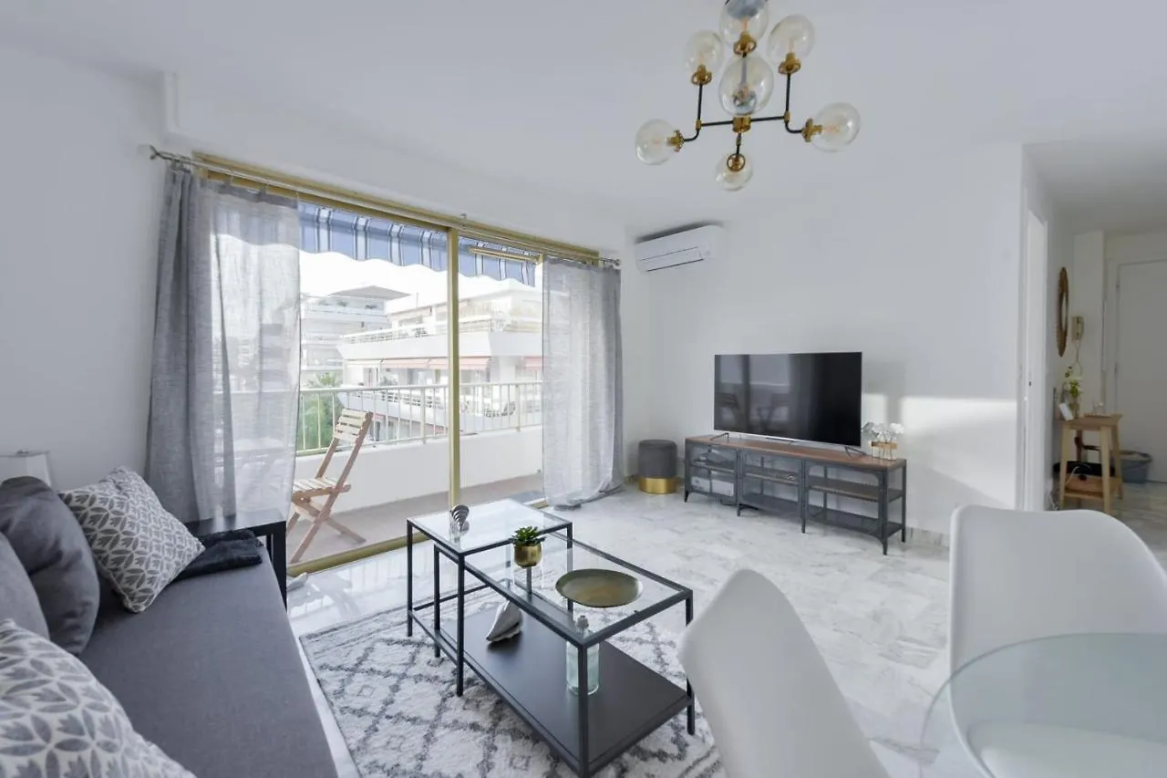 Cannes Palm Beach District 2 Min To The Beaches Apartment