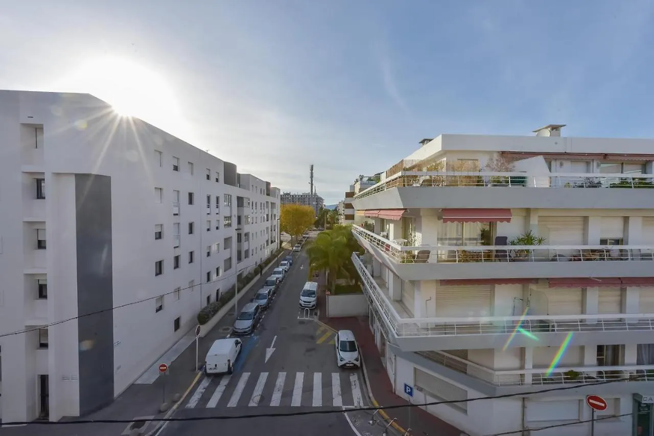 Cannes Palm Beach District 2 Min To The Beaches 0*,